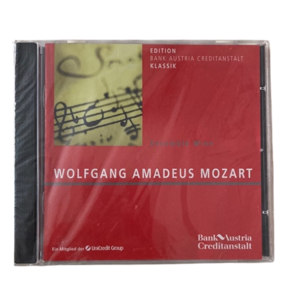 *NWT* CD MOZART NEW IN PACKAGE NWT new in package